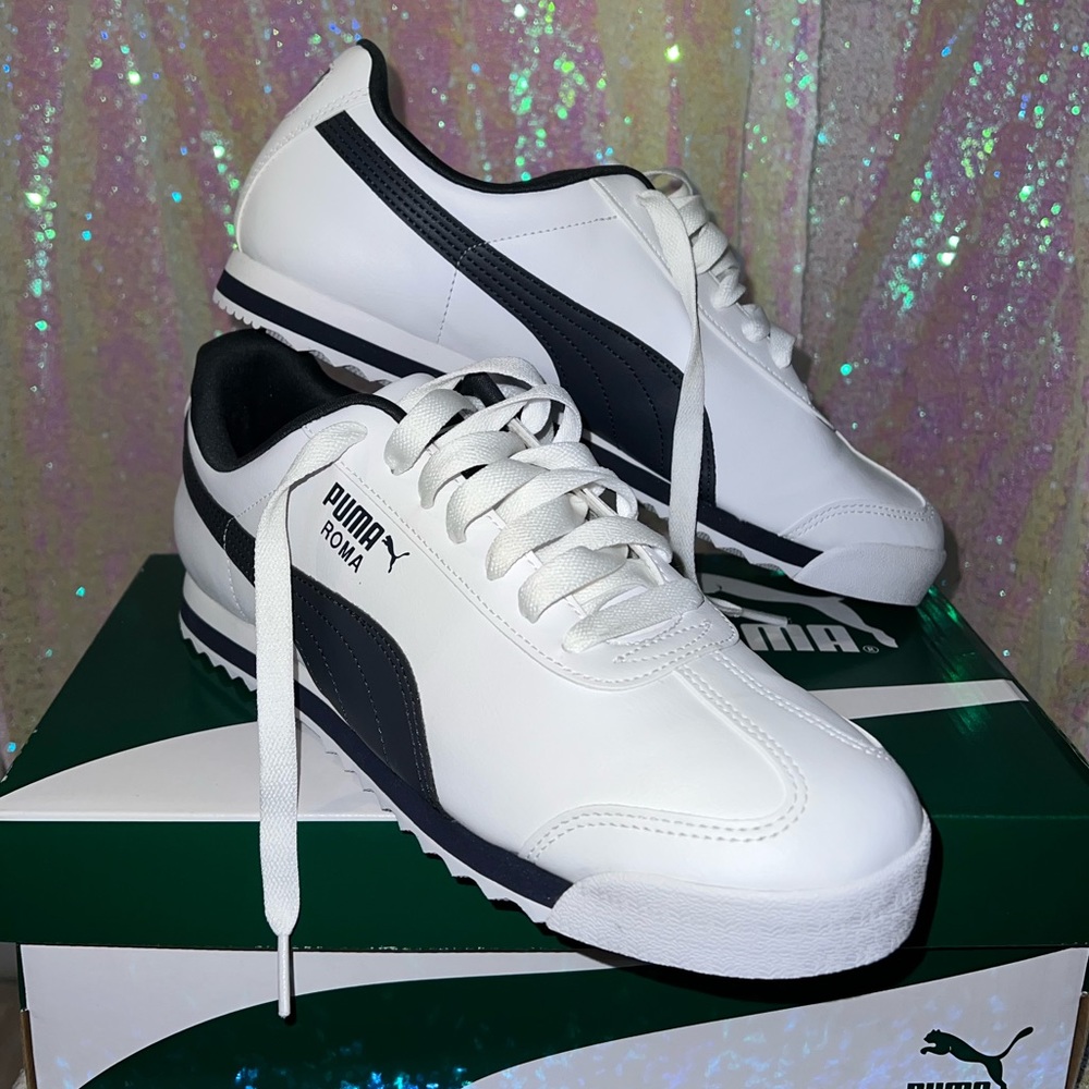 Navy Blue Puma Romas